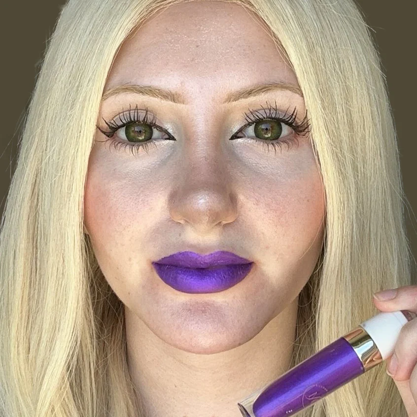 Metallic Liquid Lipsticks - Image 7